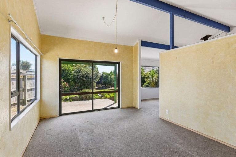 Photo of property in 24b Olive Terrace, Paraparaumu Beach, Paraparaumu, 5032