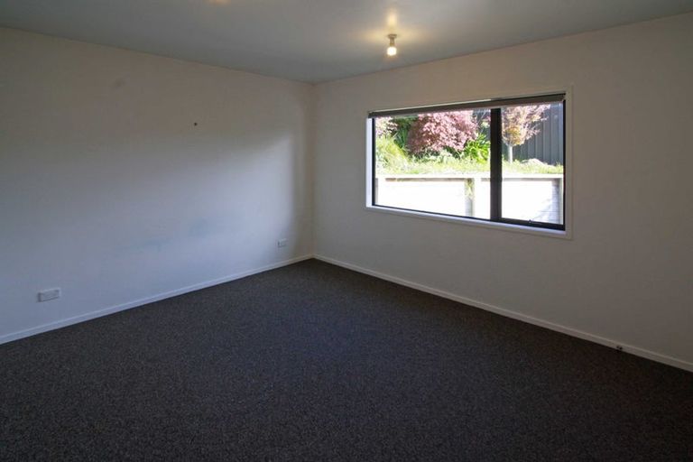Photo of property in 52b Brois Street, Frankleigh Park, New Plymouth, 4310