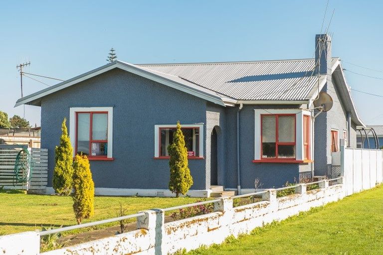 Photo of property in 51 Bamber Street, Castlecliff, Whanganui, 4501