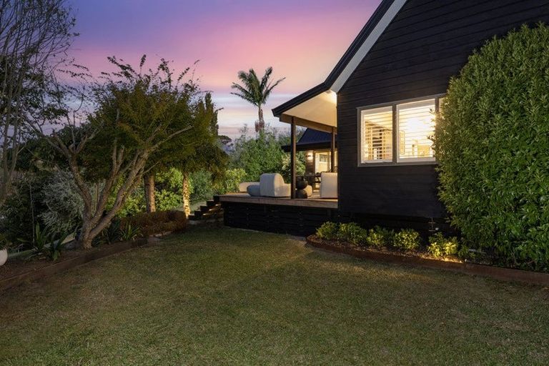 Photo of property in 23 Elliot Street, Riverhead, 0820