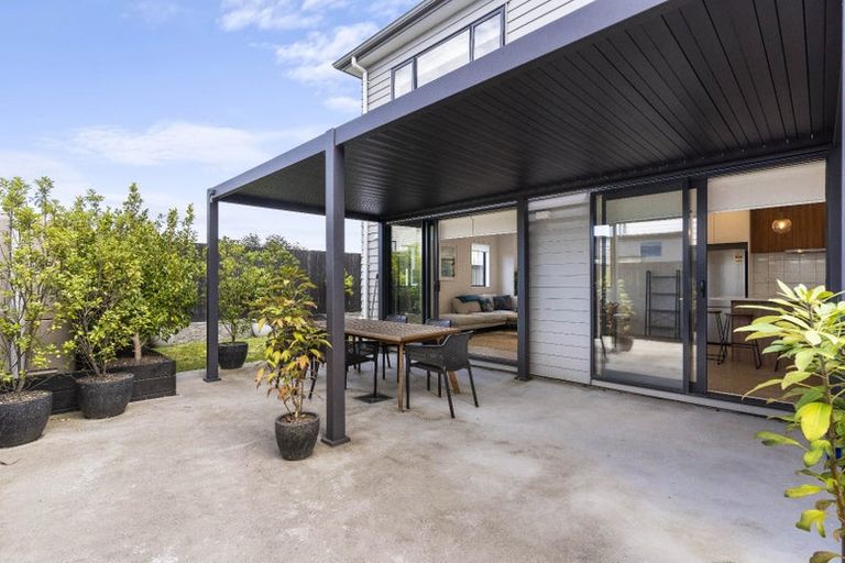 Photo of property in 42 Skua Road, Hobsonville, Auckland, 0616