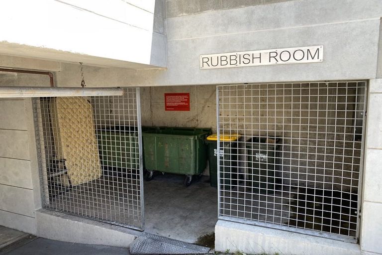 Photo of property in St Pauls Apartments, 99/43u Mulgrave Street, Thorndon, Wellington, 6011