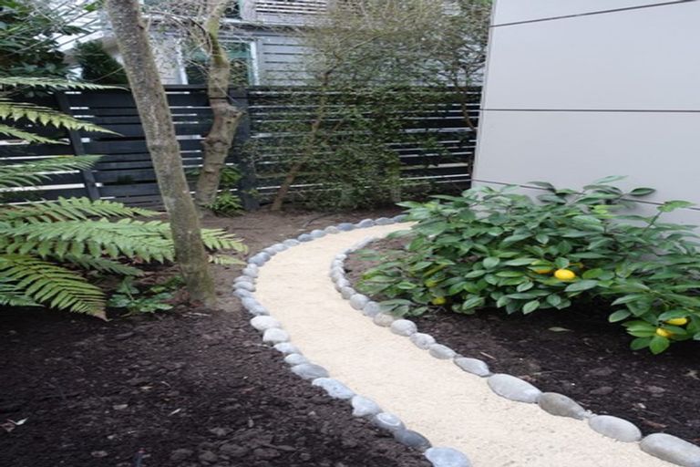 Photo of property in 39 Peacock Street, Christchurch Central, Christchurch, 8013