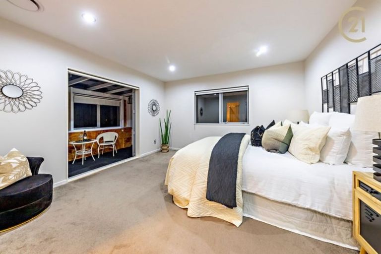 Photo of property in 134 Keri Vista Rise, Papakura, 2110