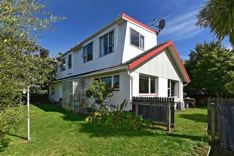 Photo of property in 6 Jed Lane, St Albans, Christchurch, 8052