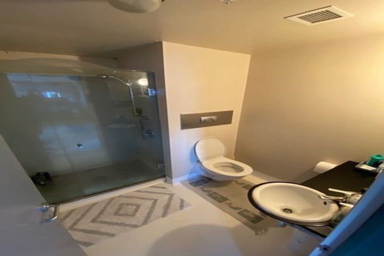 Photo of property in St Pauls Apartments, 84/43u Mulgrave Street, Thorndon, Wellington, 6011