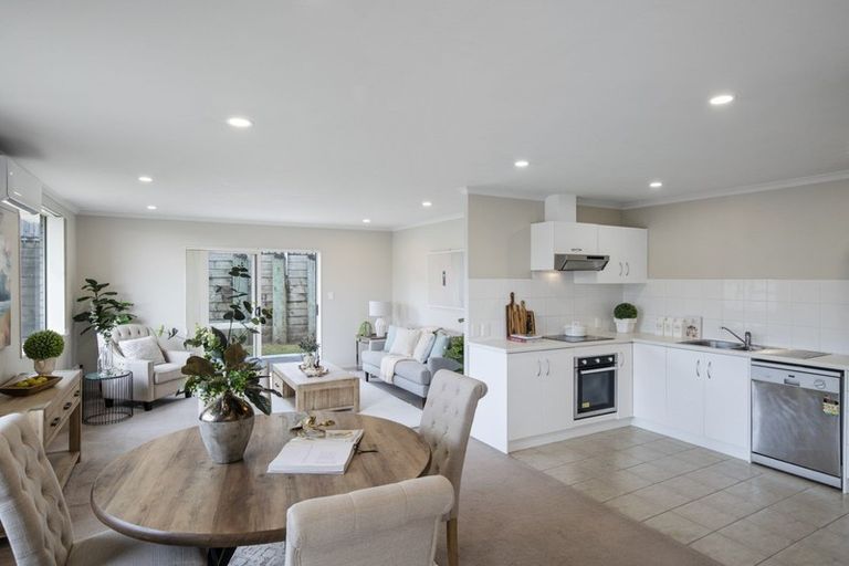 Photo of property in 29 Keri Vista Rise, Papakura, 2110