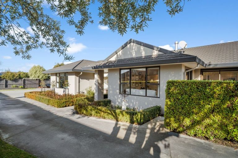 Photo of property in 83 Hawthornden Road, Avonhead, Christchurch, 8042