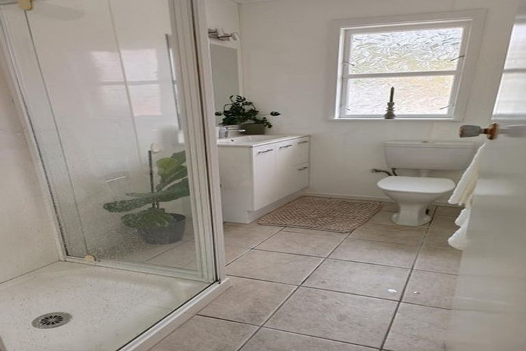 Photo of property in 5f1 Wilmshurst Place, Tawa, Wellington, 5028