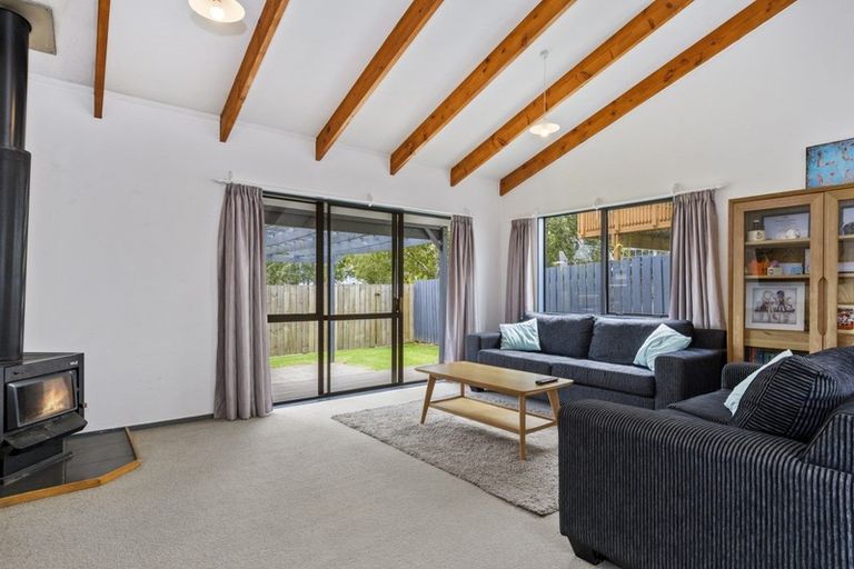 Photo of property in 4 Meander Drive, Welcome Bay, Tauranga, 3112