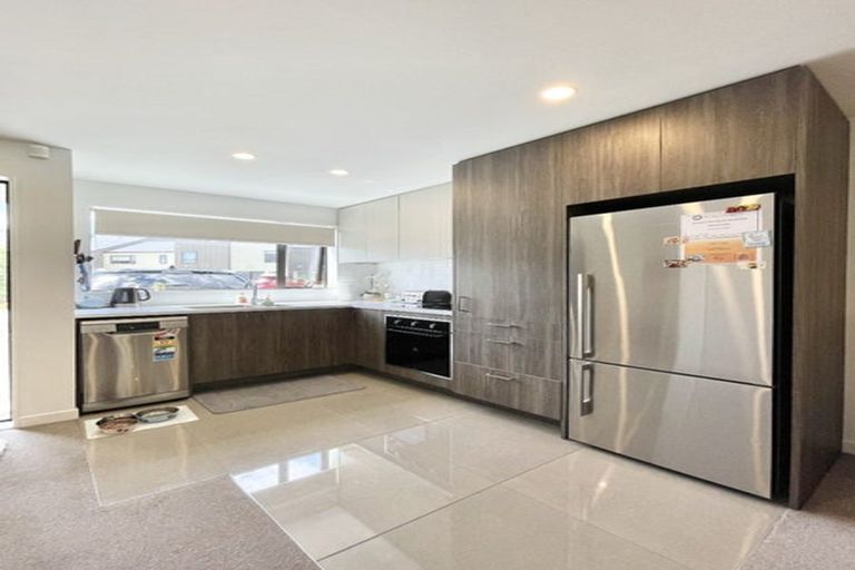 Photo of property in 170u8 Fraser Avenue, Johnsonville, Wellington, 6037