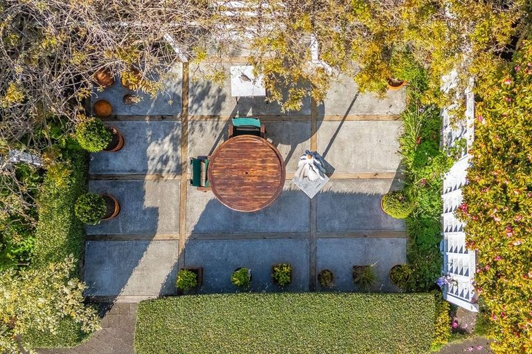 Photo of property in 9a Karaka Grove, Waikanae, 5036