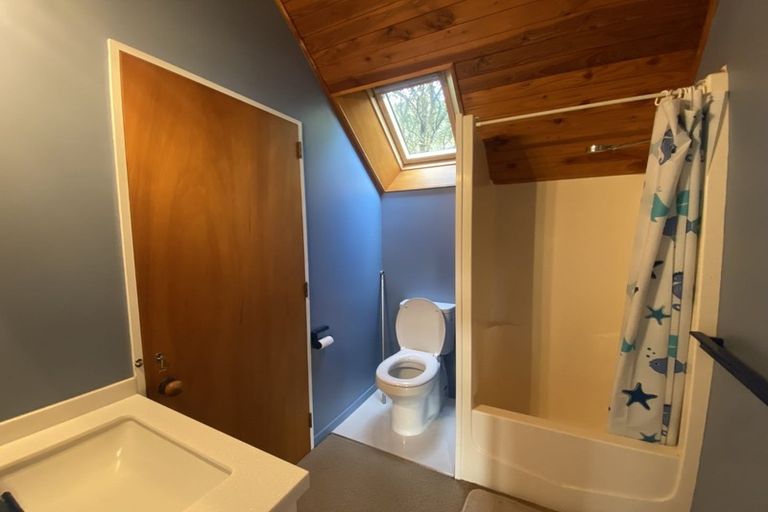 Photo of property in 8b Amelia Crescent, Waikawa, Picton, 7220