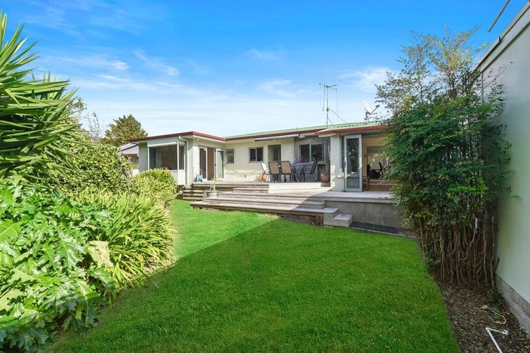 Photo of property in 8 Macdiarmid Road, Beerescourt, Hamilton, 3200