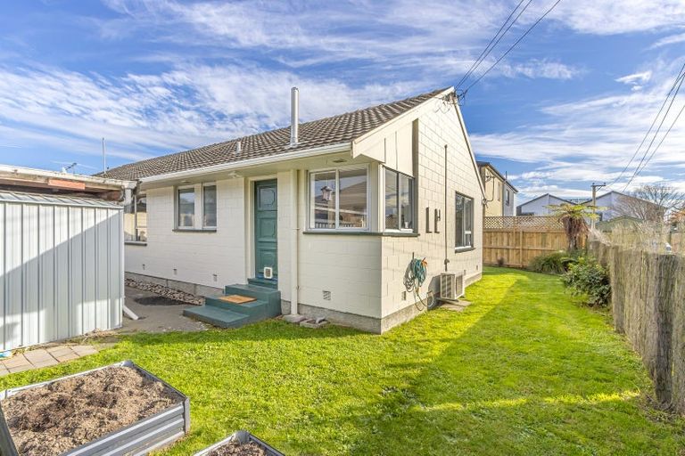 Photo of property in 2/1a Cameron Street, Sydenham, Christchurch, 8023