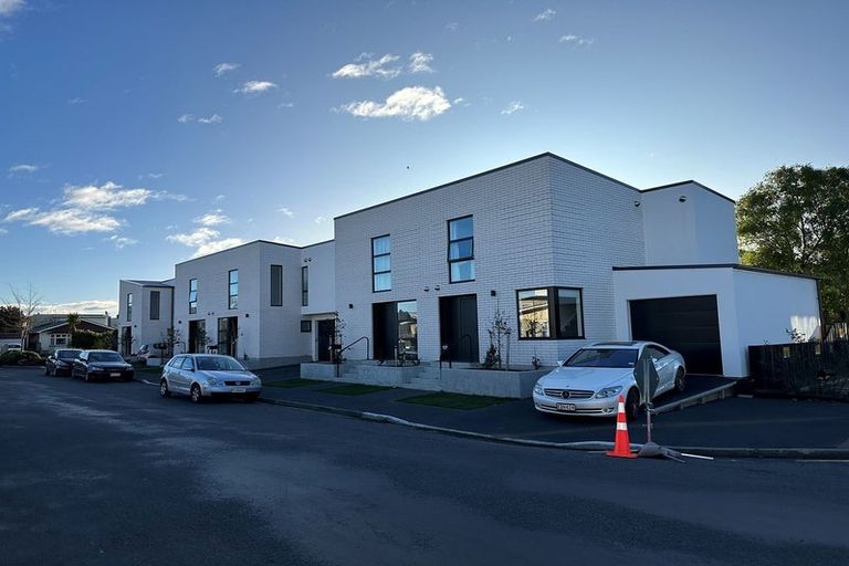Photo of property in 6/6 Burdale Street, Riccarton, Christchurch, 8011