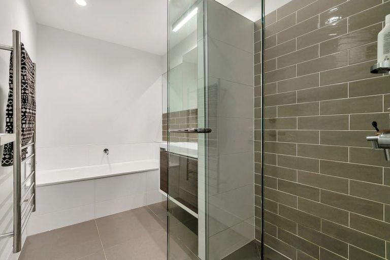 Photo of property in 4b Hastings Street, Hobsonville, Auckland, 0616