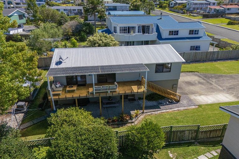 Photo of property in 22 Snells Beach Road, Snells Beach, 0920