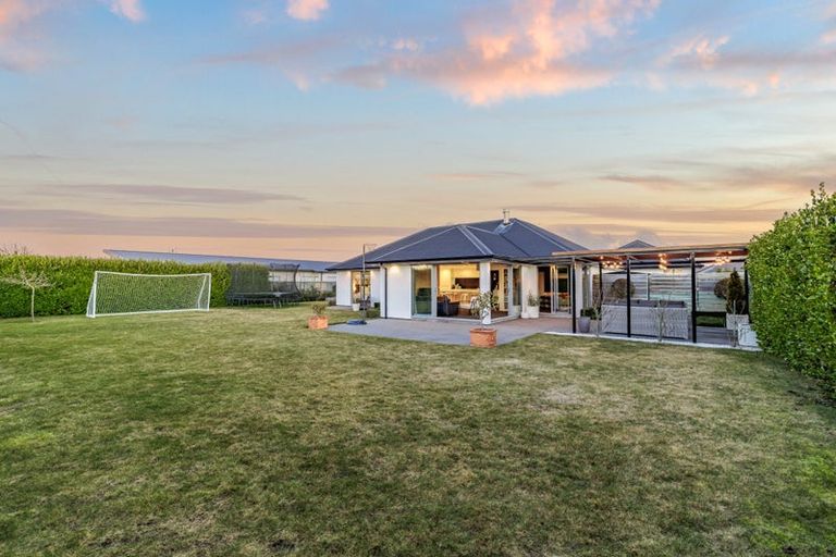 Photo of property in 26 Elizabeth Allen Drive, West Melton, 7618