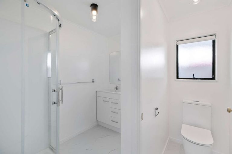 Photo of property in 26f Christmas Road, Manurewa, Auckland, 2102