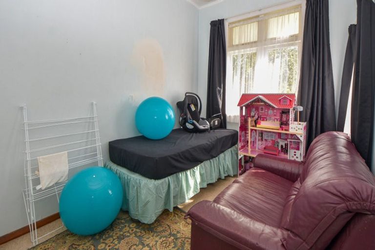 Photo of property in 259 High Street North, Carterton, 5713
