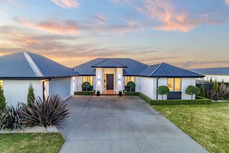 Photo of property in 26 Elizabeth Allen Drive, West Melton, 7618