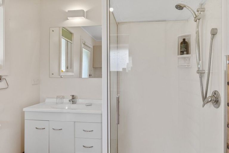 Photo of property in 13 Boulton Road, Levin, 5510