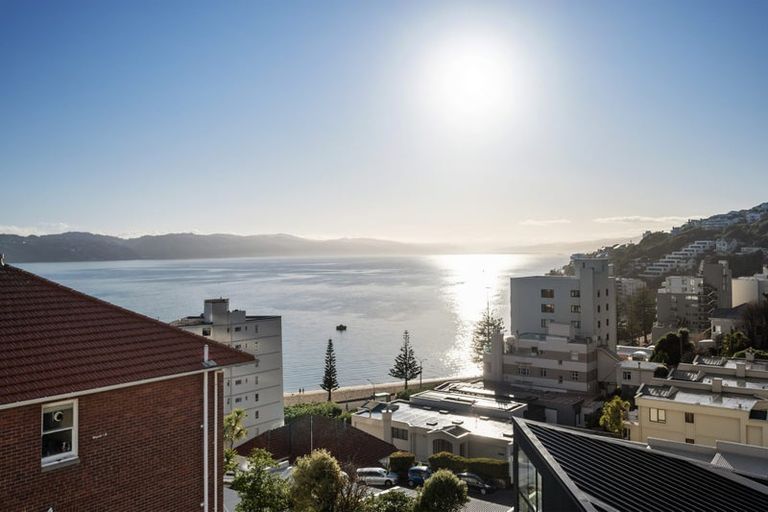 Photo of property in 18u1 Oriental Terrace, Oriental Bay, Wellington, 6011