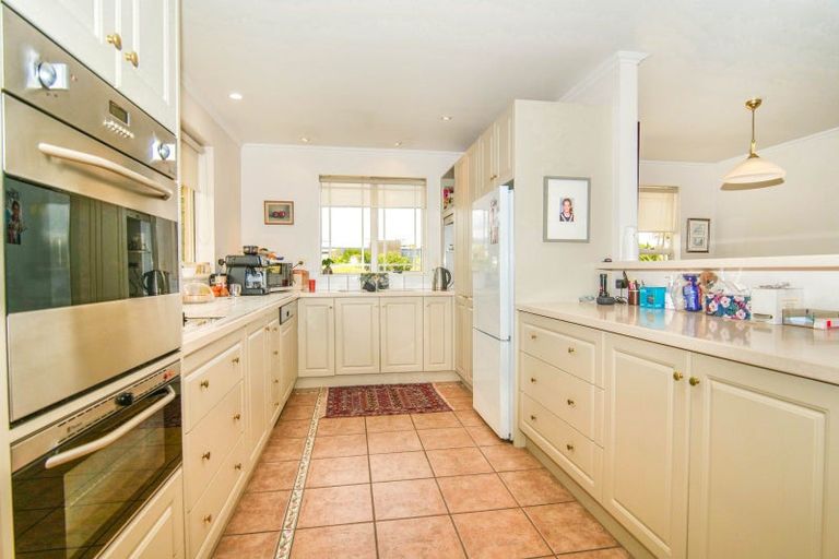 Photo of property in 35 Pakington Street, Westport, 7825