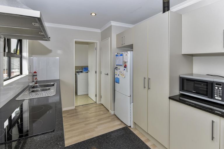 Photo of property in 8 Burbridge Road, Favona, Auckland, 2024