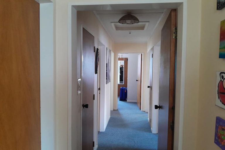 Photo of property in 9 Cypress Grove, Paraparaumu, 5032