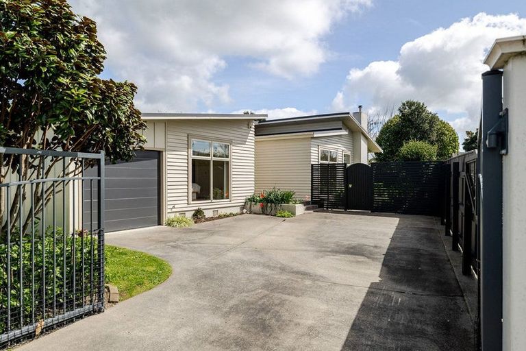 Photo of property in 56 Havill Street, Takaro, Palmerston North, 4410