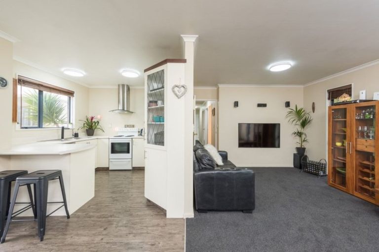 Photo of property in 17 Duffy Place, Stoke, Nelson, 7011