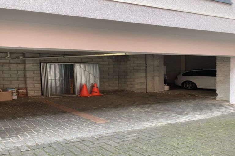 Photo of property in Hopper Street Apartments, 9/20 Hopper Street, Mount Cook, Wellington, 6011