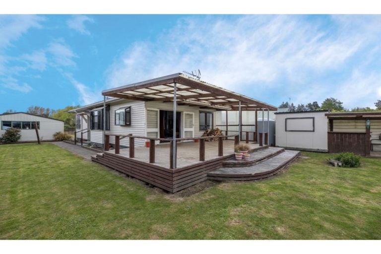 Photo of property in 23 Cross Street, Coalgate, 7673