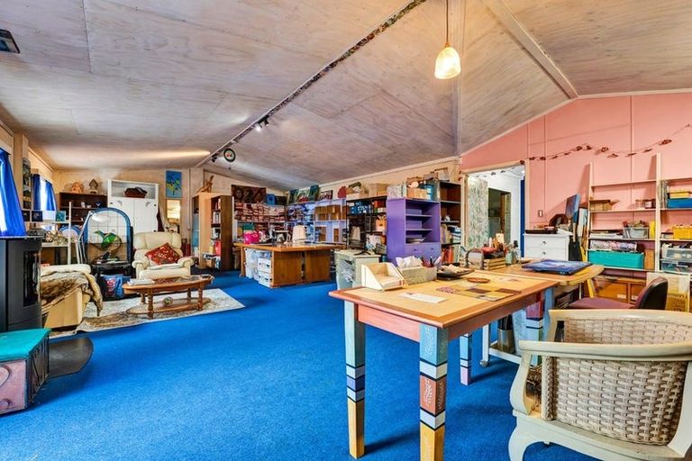 Photo of property in 20 Domett Street, Waitara, 4320