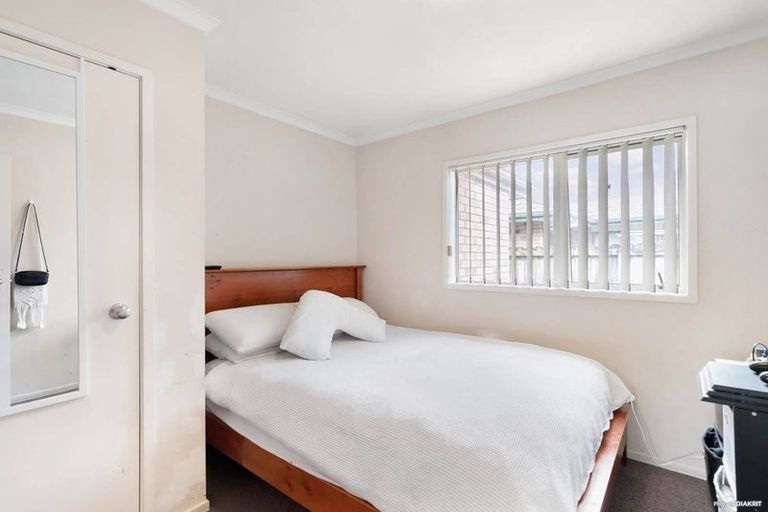 Photo of property in 12 Rock Daisy Crescent, Mangere, Auckland, 2022