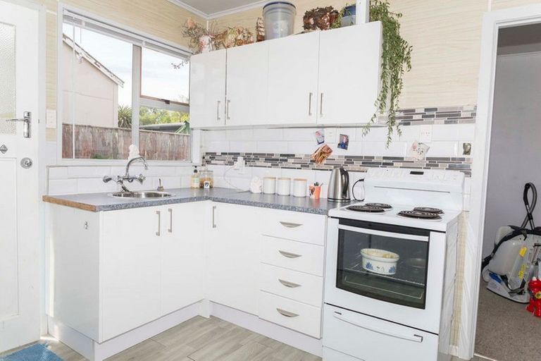 Photo of property in 4/222 High Street, Dannevirke, 4930