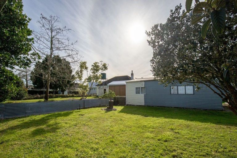Photo of property in 9 Hayward Road, Ngatea, 3503