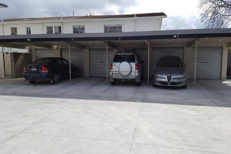 Photo of property in 4/23 Clare Road, St Albans, Christchurch, 8014
