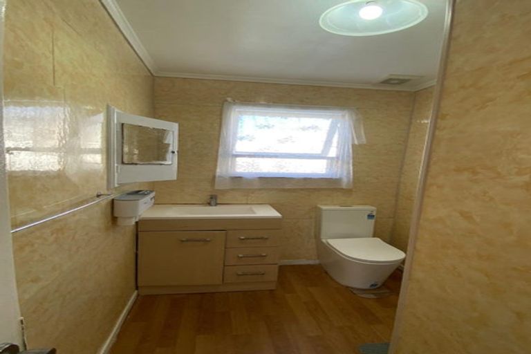 Photo of property in 24 Michelle Place, Mangere, Auckland, 2022