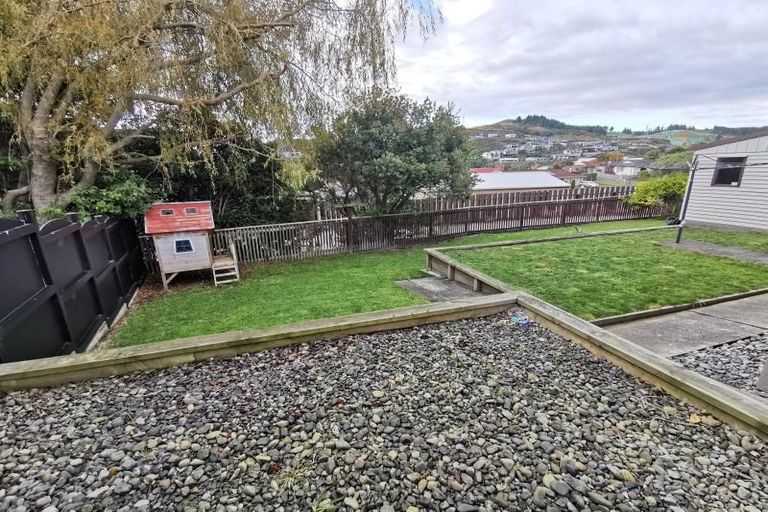 Photo of property in 1 Latitude Close, Whitby, Porirua, 5024