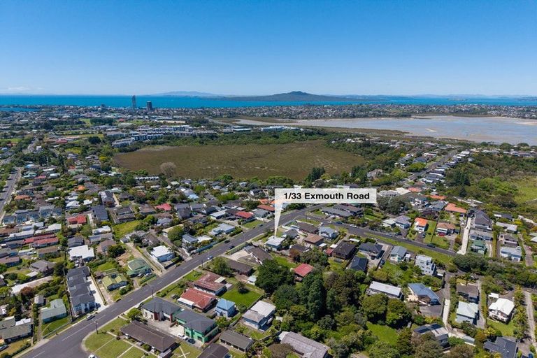 Photo of property in 1/33 Exmouth Road, Northcote, Auckland, 0627