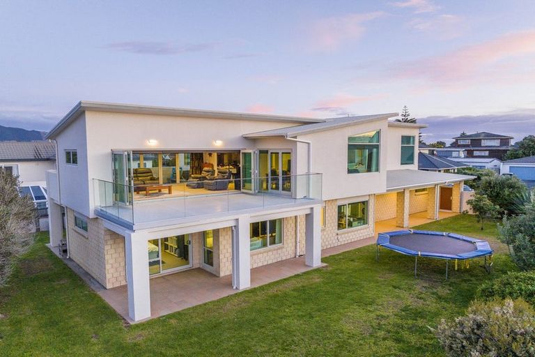 Photo of property in 177a Manly Street, Paraparaumu Beach, Paraparaumu, 5032