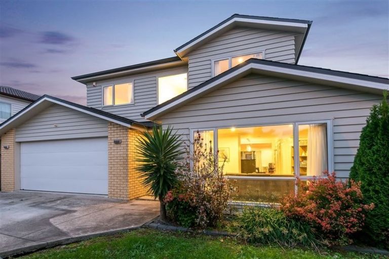 Photo of property in 32 Coolaghy Drive, Flat Bush, Auckland, 2019