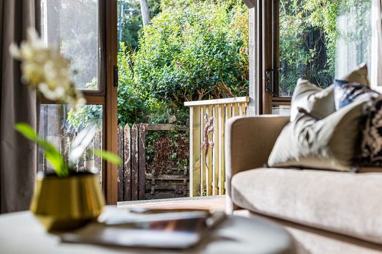 Photo of property in 35b Duthie Street, Karori, Wellington, 6012