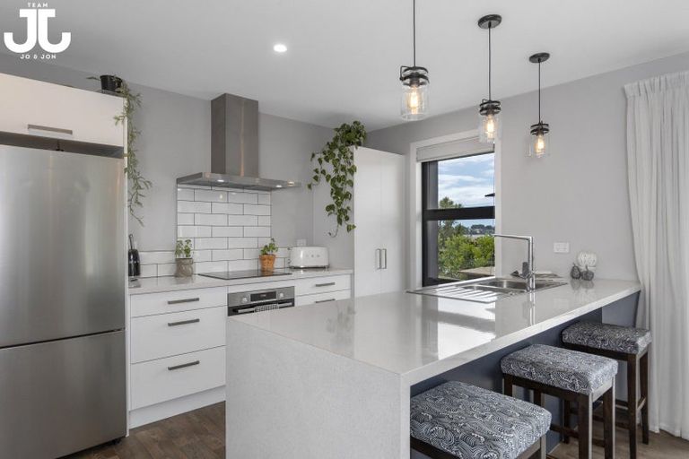 Photo of property in 29 Tangaroa Place, Poike, Tauranga, 3112