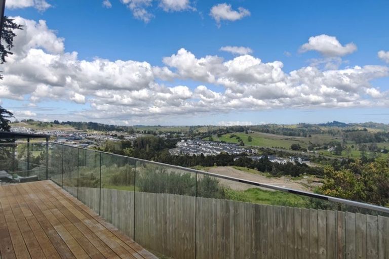 Photo of property in 11 Silverhill Lane, Silverdale, 0932