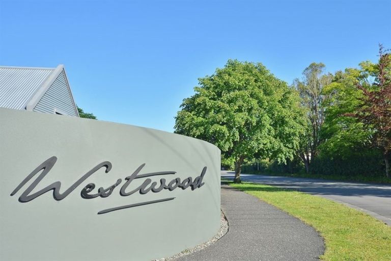 Photo of property in 30 Westwood Avenue, Greytown, 5712