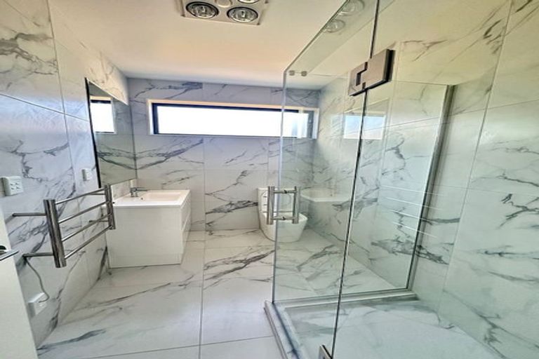 Photo of property in 4 Jutland Road, Pukekohe, 2120
